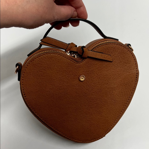 ♥️ Laura Conrad Heart-Shaped Brown PU Leather Small Crossbody Purse - Picture 7 of 8